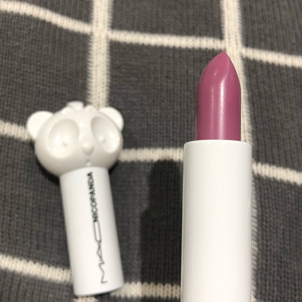 MAC Nicopanda Kawaii Party Matte Lipstick NIB LE - Picture 7 of 12